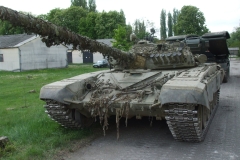 T-72M1 álcahálóval Tata 2009